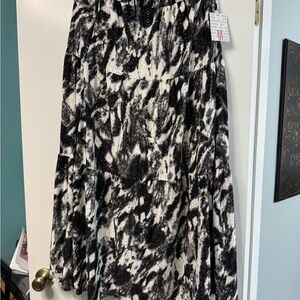 Lularoe Poppy Black and White Patterned Women's Skirt